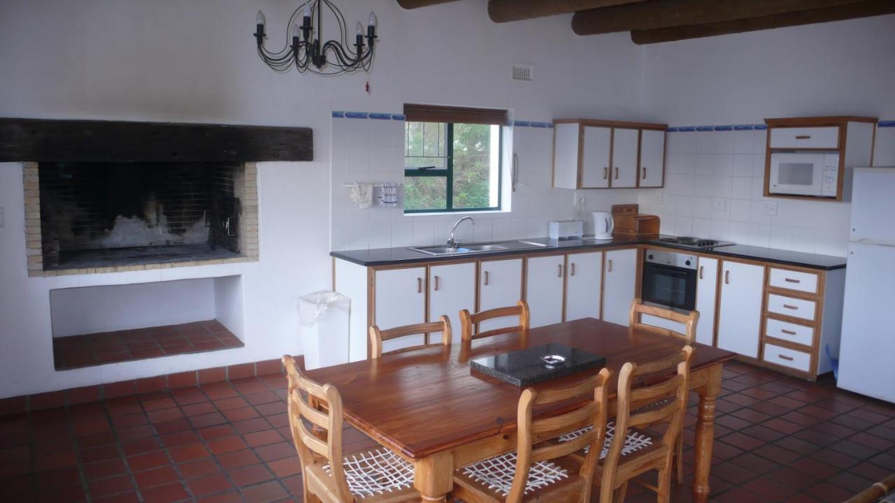 Arniston Seaside Cottages Exteriör bild