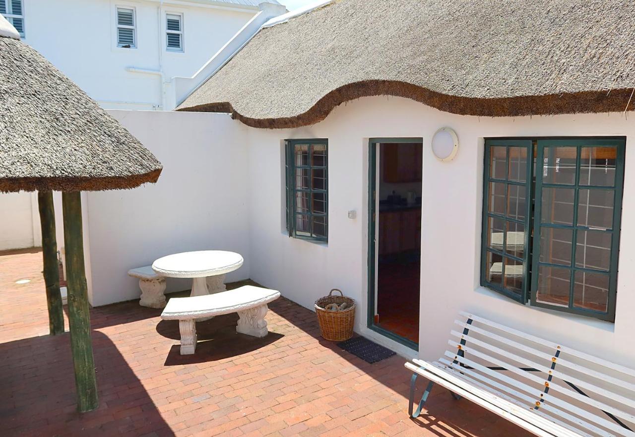 Arniston Seaside Cottages Exteriör bild